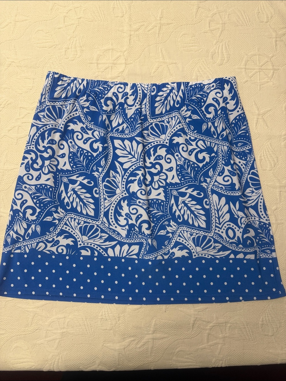 Susan Graver print skort L